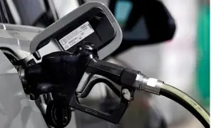 آبنائے ہرمز کی بندش: مشرق وسطیٰ میں تیل کی پیداوار میں 57 فیصد کمی