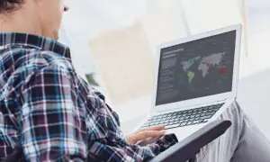 لیپ ٹاپ کو سالوں تیز رفتار رکھنے کے 10 آسان طریقے