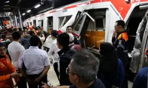 انڈونیشیا میں دو ٹرینوں میں ہولناک تصادم، متعدد ہلاکتیں اور درجنوں زخمی