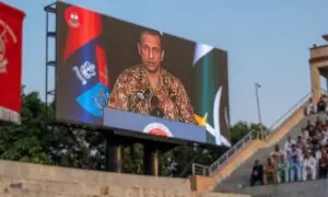 واہگہ بارڈر پر اسکرین کے ذریعے پڑوسی ملک کو پیغام، معاملہ کیا ہے؟