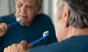 روزانہ برش کرنے کے باوجود دانت کیوں ٹوٹ جاتے ہیں؟ وجہ جانیے