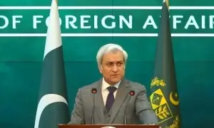 پاک افغان سرحدی کشیدگی پر برطانوی بیان مسترد، پاکستان کا سخت ردعمل