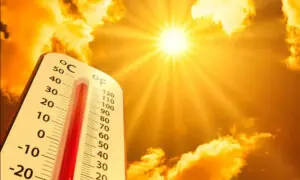 Karachi swelters in intense heat, temperatures to hit 39&deg;C