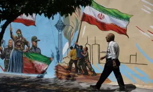 Trump declares Iran ceasefire on 'life support'
