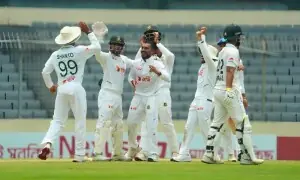 ڈھاکا ٹیسٹ: پاکستان کو بنگلہ دیش کے ہاتھوں 104 رنز سے شکست ڈھاکا ٹیسٹ: پاکستان کو بنگلہ دیش کے ہاتھوں 104 رنز سے شکست