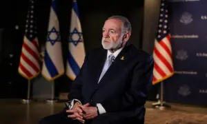 Arab nations must choose between Iran and Israel, says US envoy