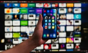 سوشل میڈیا پر طبی مشوروں کی بھرمار: مستند اور جھوٹے دعوؤں میں فرق کیسے کریں؟