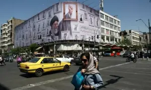 Earthquake shakes Tehran outskirts, sparks panic