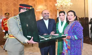 President Zardari confers civil awards on politicians, writers, athletes and martyrs