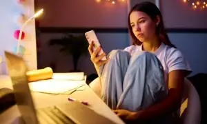 فون آپ کا ڈپریشن ڈاکٹر سے پہلے کیسے جان لیتا ہے؟