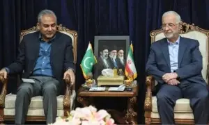 محسن نقوی کی تہران میں ایرانی ہم منصب سے ملاقات، امن مذاکرات کی بحالی کے امکانات پر گفتگو