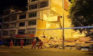 Earthquake hits southwest China; thousands evacuate, buildings collapse