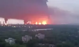 Ukrainian mid-range strikes deal double blow to Russia's war effort Ukrainian mid-range strikes deal double blow to Russia's war effort