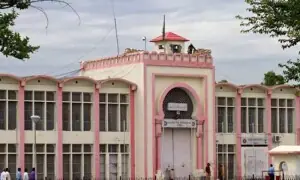 اڈیالا جیل راولپنڈی میں قیدیوں کے پاس موبائل فونز ہونے کا انکشاف