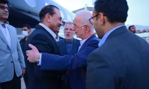 فیلڈ مارشل عاصم منیر سرکاری دورے پر تہران پہنچ گئے، ایرانی حکام سے امن معاہدے پر بات چیت متوقع