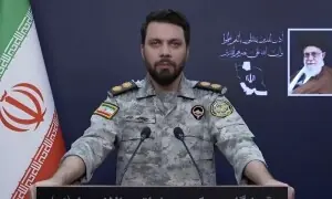 جب تک امریکی حملے جاری رہیں گے کوئی معاہدہ نہیں ہوگا: پاسدارانِ انقلاب