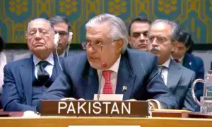 پاکستان دیرینہ تنازعات کے پُرامن حل کا حامی ہے: وزیر خارجہ اسحاق ڈار