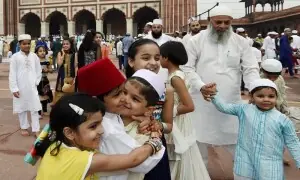 ملک بھر میں آج عیدالاضحیٰ مذہبی عقیدت و احترام کے ساتھ منائی جا رہی ہے ملک بھر میں آج عیدالاضحیٰ مذہبی عقیدت و احترام کے ساتھ منائی جا رہی ہے
