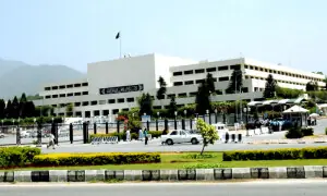 Zardari calls National Assembly and Senate budget sessions for June 5
