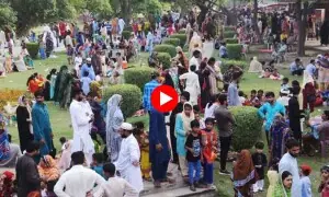 عید کے تیسرے روز بھی ہلہ گلہ جاری