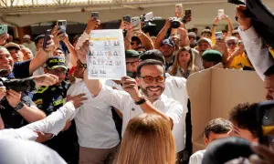Colombian runoff set between right-wing De La Espriella and leftist Cepeda