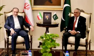 Iran's Araghchi, Pakistan's Dar discuss Lebanon ceasefire concerns