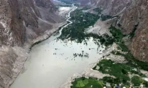 Glacial flood fears in KP as heatwave accelerates melting