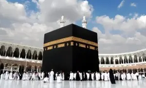 سعودی عرب نے نئے عمرہ سیزن کے لیے ویزوں کا اجرا شروع کر دیا سعودی عرب نے نئے عمرہ سیزن کے لیے ویزوں کا اجرا شروع کر دیا