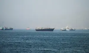 پاسدارانِ انقلاب کی 24 تجارتی جہازوں کو آبنائے ہرمز سے گزرنے کی اجازت