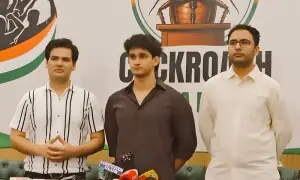 کاکروچ جنتا پارٹی کی پہلی پریس کانفرنس، وزیر تعلیم کے استعفے کا مطالبہ