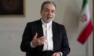 28 فروری کے حملے کے وقت سپریم لیڈر کے دفتر میں موجود تھا: عباس عراقچی کا انکشاف