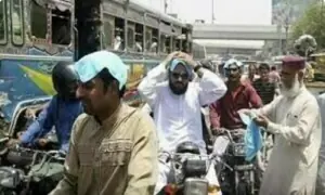 Karachi heat set to intensify as temperatures may touch 38°C Karachi heat set to intensify as temperatures may touch 38°C