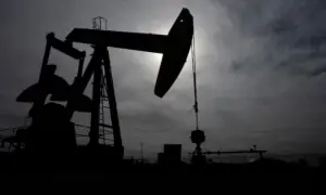 Oil rises more than $1 as escalation in US-Iran strikes unnerve traders