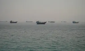 Trump says Iran war deal close as Strait of Hormuz tensions linger Trump says Iran war deal close as Strait of Hormuz tensions linger