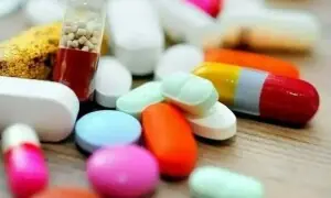 'ڈالر رکھنے کی اجازت دیں، 2 ارب ڈالر کما کر دیں گے'؛ فارما مینوفیکچررز کی حکومت کو بڑی پیشکش
