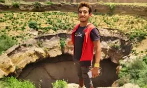 یمن کے 'اسپائیڈر مین' آتش فشاں پہاڑ سے گر کر جاں بحق یمن کے 'اسپائیڈر مین' آتش فشاں پہاڑ سے گر کر جاں بحق