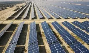 حکومت کا گلگت بلتستان میں 100 میگا واٹ سولر منصوبہ شروع کرنے کا فیصلہ