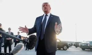 ٹرمپ کا انوکھا یوٹرن: 'ایران کے پاس بیلسٹک میزائل نہ ہونا ناانصافی ہے' ٹرمپ کا انوکھا یوٹرن: 'ایران کے پاس بیلسٹک میزائل نہ ہونا ناانصافی ہے'
