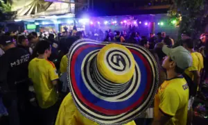 Mexico City turns yellow as Colombian fans make Azteca feel like home