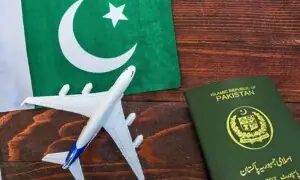 پاسپورٹ دفاتر میں نقد فیس جمع کرانے کا نظام ختم، کیو آر کوڈ کے ذریعے ادائیگی ہوگی