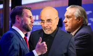 بارہ ارب ڈالر کے منجمد اثاثوں کی بحالی کے لیے دستخط؛ امریکا نے ایران پر عائد پابندیاں ہٹا دیں