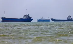 اقوامِ متحدہ نے آبنائے ہرمز میں پھنسے 11 ہزار سیلرز کو نکالنے کا مشن شروع کردیا