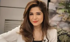 نجی تصاویر وائرل ہونے کے بعد عائشہ عمر پر کیا بیتی؟