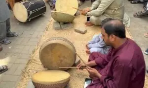 ٹھٹھہ میں محرم کی صدیوں پرانی نقارہ نوازی کی روایت آج بھی برقرار