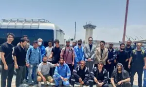 امریکی تحویل میں موجود بحری جہاز کا ایرانی عملہ رہائی پا کر کراچی پہنچ گیا