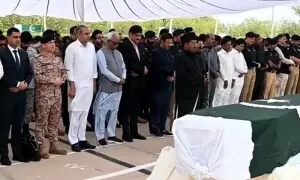 کراچی دہشت گرد حملے میں شہید رینجرز جوانوں کی نمازِ جنازہ ادا