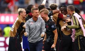 Eustaquio&rsquo;s stoppage-time strike sends Canada into World Cup last 16