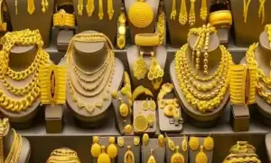 پاکستان میں سونا اچانک ہزاروں روپے سستا، فی تولہ قیمت کتنی ہوگئی؟