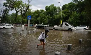 Powerful storm hits Romania, one person killed Powerful storm hits Romania, one person killed