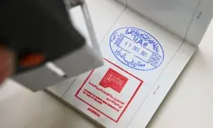 یو اے ای میں 'ویزا آن ارائیول' کی شرائط تبدیل، کیا اب آپ اہل ہیں؟ یو اے ای میں 'ویزا آن ارائیول' کی شرائط تبدیل، کیا اب آپ اہل ہیں؟